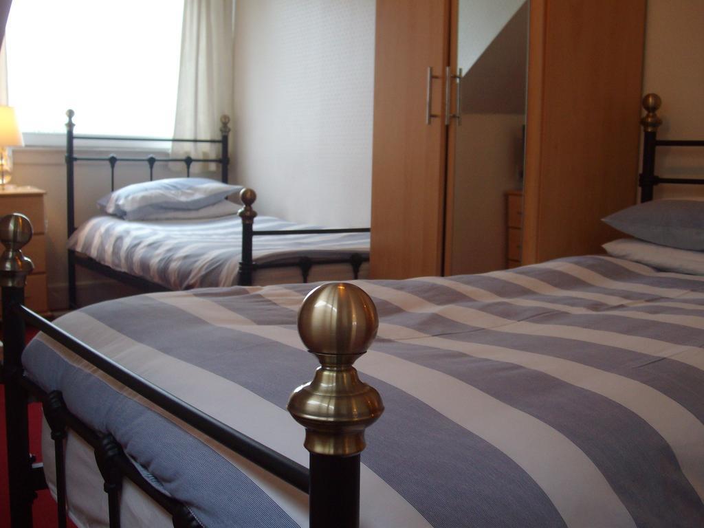 Lindhome Guest House แอเบอร์ดีน ห้อง รูปภาพ
