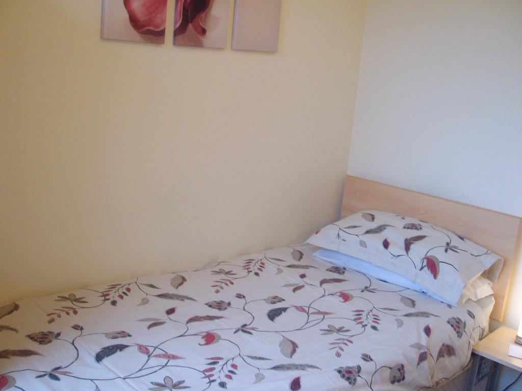 Lindhome Guest House แอเบอร์ดีน ห้อง รูปภาพ