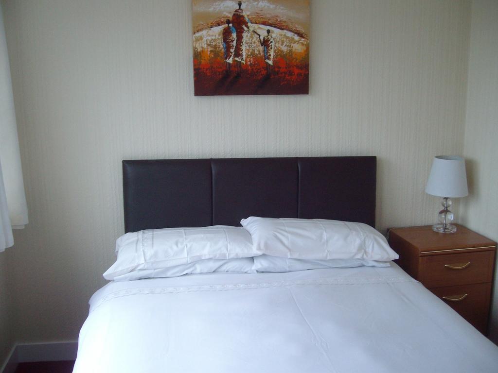 Lindhome Guest House แอเบอร์ดีน ห้อง รูปภาพ